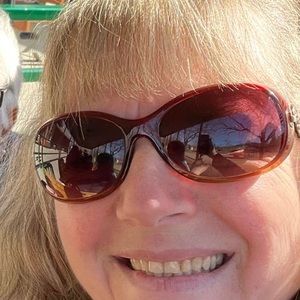 Meet your Posher, Veronica